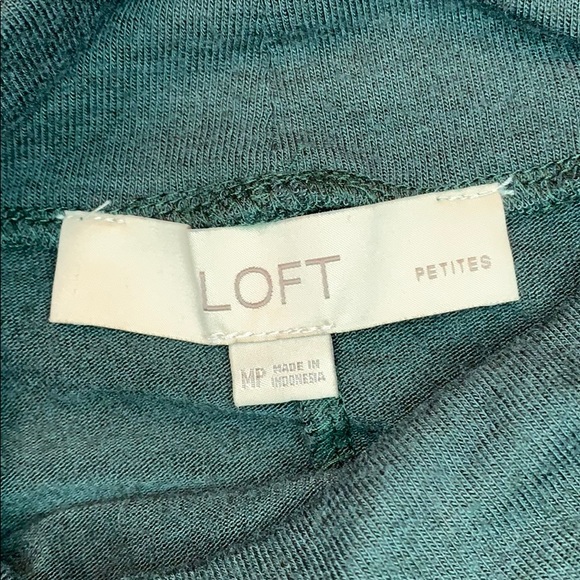 Loft-Ruffle Turtleneck Top EUC - Picture 6 of 9